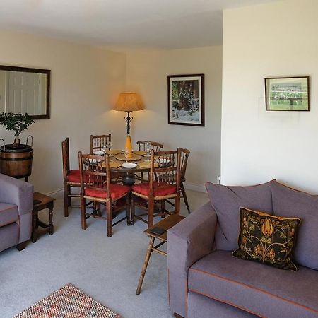 47 Wetherby Way, 3 Bedrooms, Sleeps 6, Easy Walk To Town, Parking, Self Catering, Great View Stratford-upon-Avon Ngoại thất bức ảnh