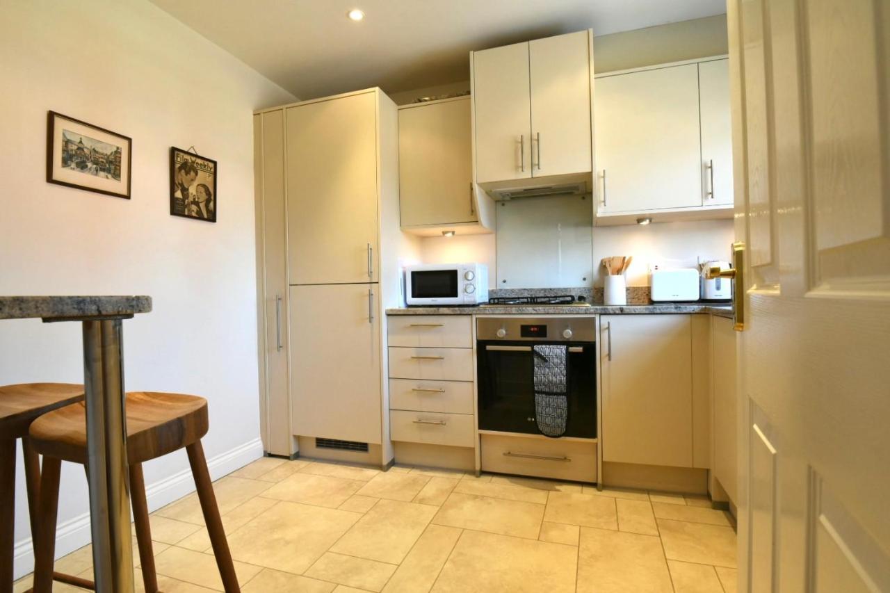 47 Wetherby Way, 3 Bedrooms, Sleeps 6, Easy Walk To Town, Parking, Self Catering, Great View Stratford-upon-Avon Ngoại thất bức ảnh