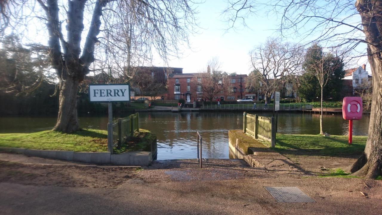 47 Wetherby Way, 3 Bedrooms, Sleeps 6, Easy Walk To Town, Parking, Self Catering, Great View Stratford-upon-Avon Ngoại thất bức ảnh