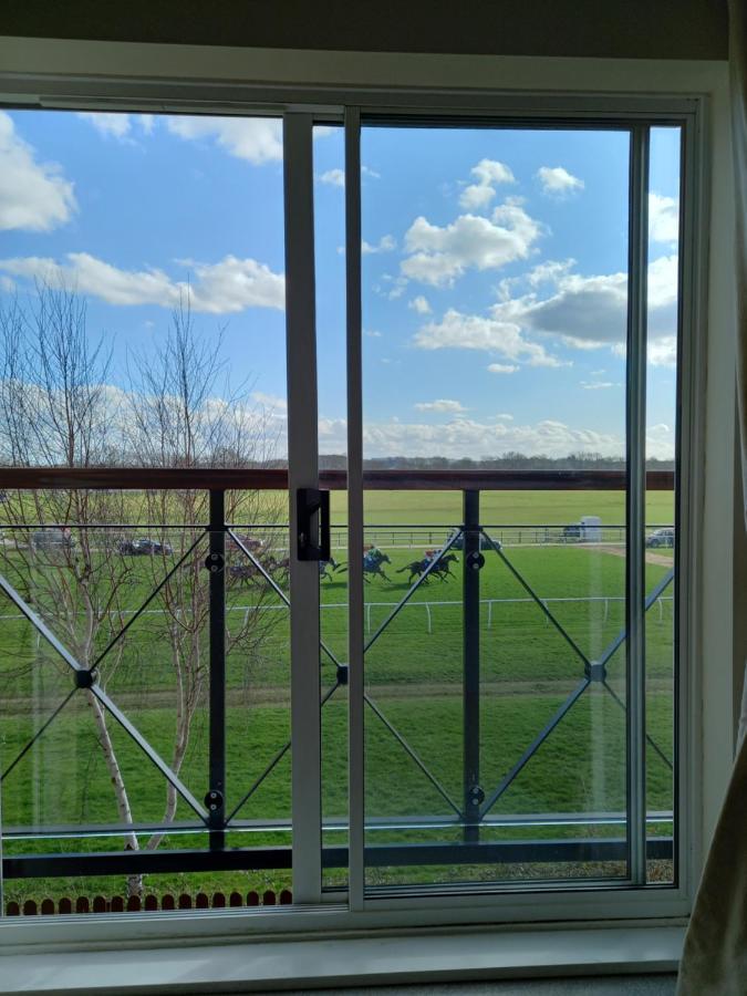 47 Wetherby Way, 3 Bedrooms, Sleeps 6, Easy Walk To Town, Parking, Self Catering, Great View Stratford-upon-Avon Ngoại thất bức ảnh
