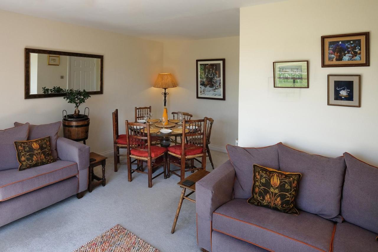 47 Wetherby Way, 3 Bedrooms, Sleeps 6, Easy Walk To Town, Parking, Self Catering, Great View Stratford-upon-Avon Ngoại thất bức ảnh