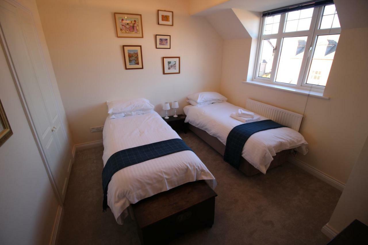 47 Wetherby Way, 3 Bedrooms, Sleeps 6, Easy Walk To Town, Parking, Self Catering, Great View Stratford-upon-Avon Ngoại thất bức ảnh