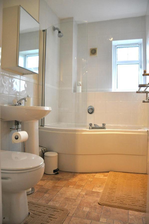 47 Wetherby Way, 3 Bedrooms, Sleeps 6, Easy Walk To Town, Parking, Self Catering, Great View Stratford-upon-Avon Ngoại thất bức ảnh
